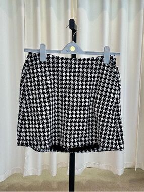 CAbi Passport Skort